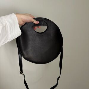 Black Urban Southern Britt Circle Crossbody